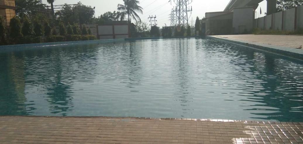 Aristro Club Hotel Kalkutta Kültér fotó